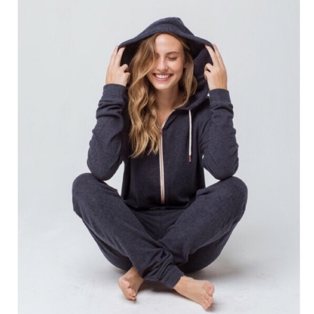 ISO volcom lived in lounge onesie
